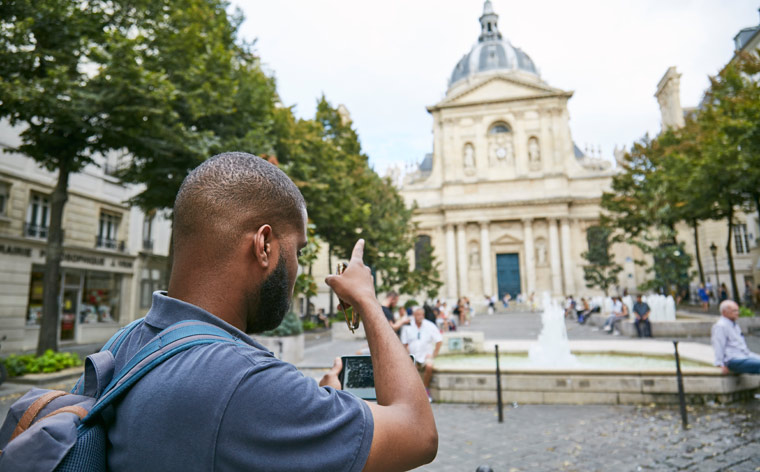 O dia-a-dia dos locais: Paris