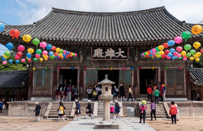 O Templo Bulguksa, uma das mais importantes relíquias em Gyeongju, e onde se albergam numerosos tesouros nacionais 