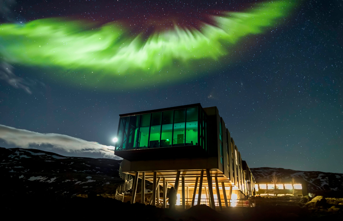 A Aurora Boreal brilha sobre o ION Hotel.