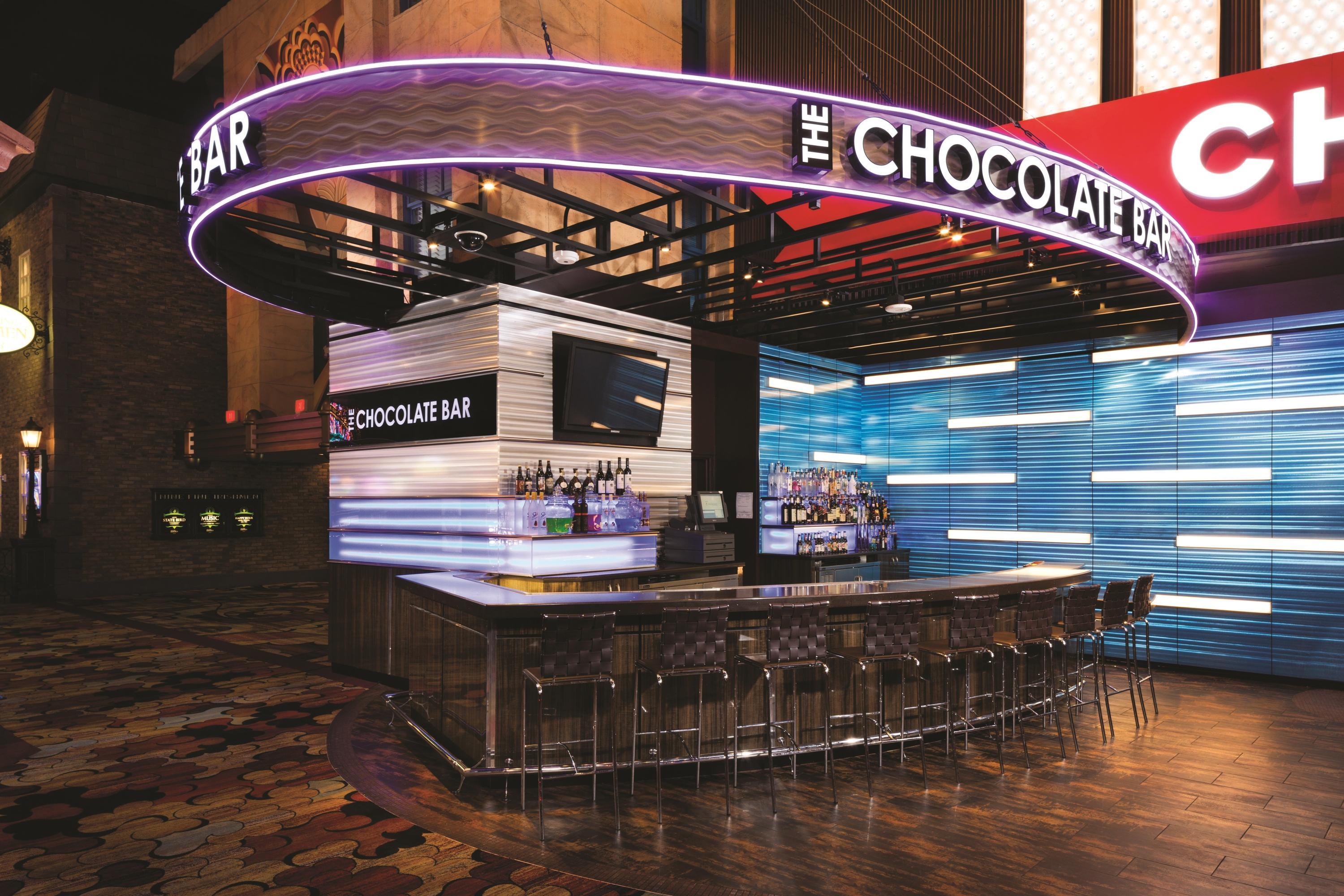 16-crazy-fun-restaurants-in-las-vegas