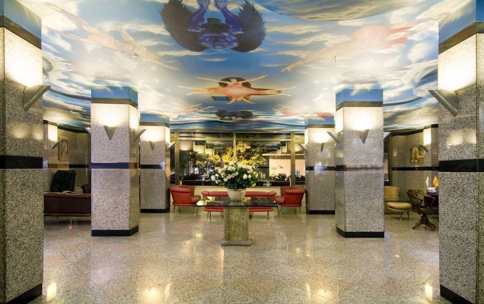 Hall Foto