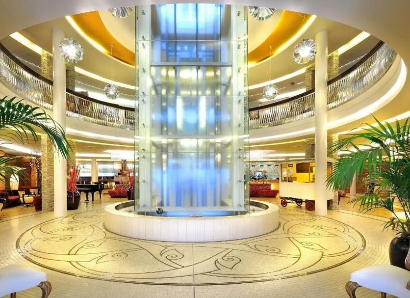 Hall Foto