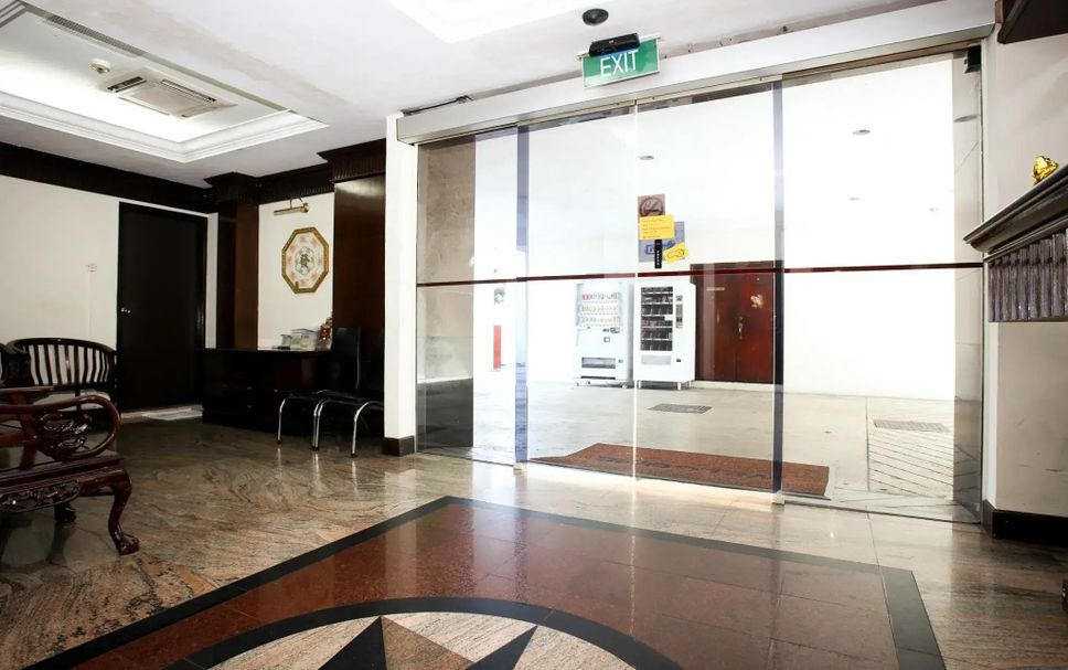Hall Foto