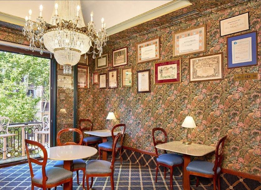 Hall Foto