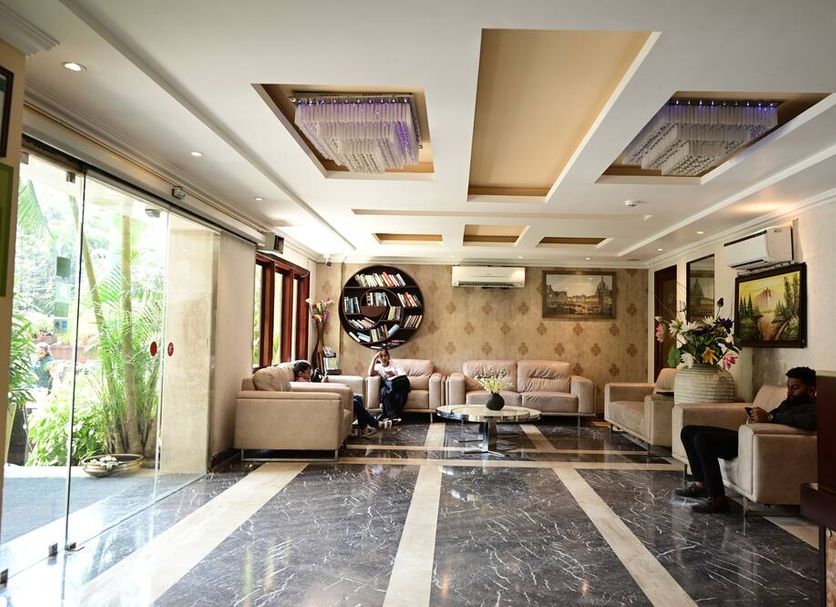 Hall Foto