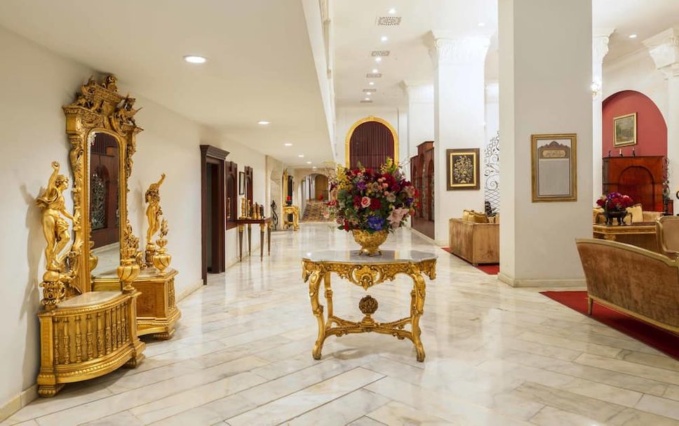 Hall Foto