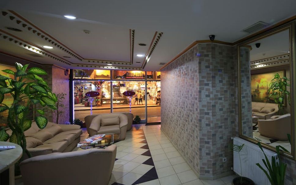 Hall Foto
