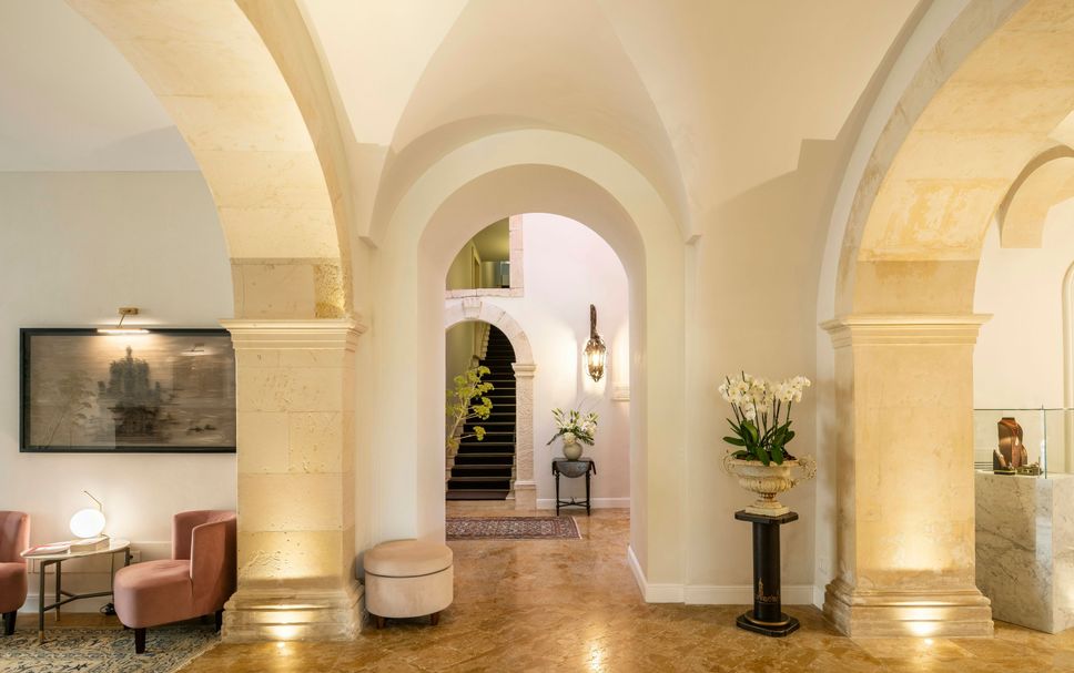 Hall Foto