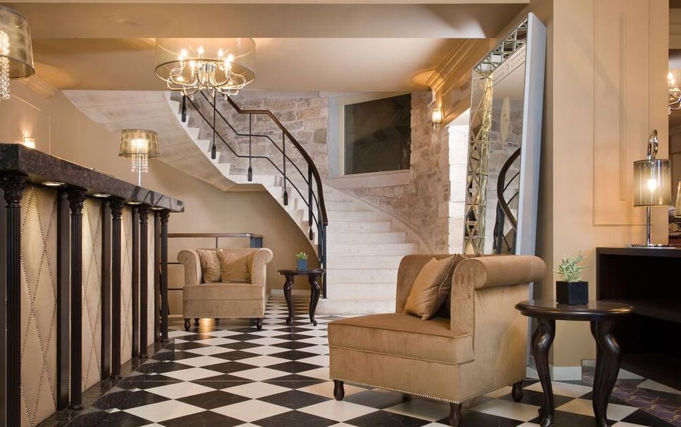 Hall Foto