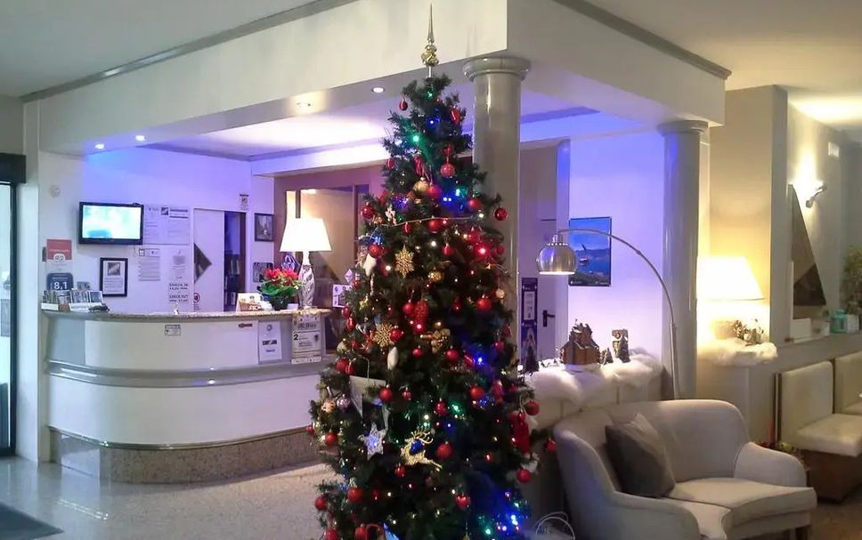 Hall Foto