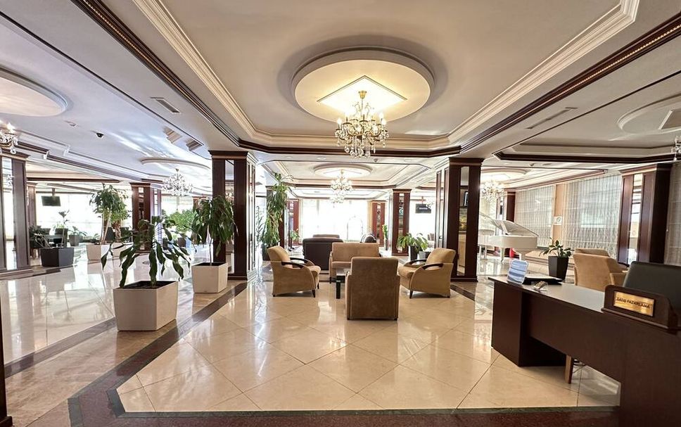 Hall Foto