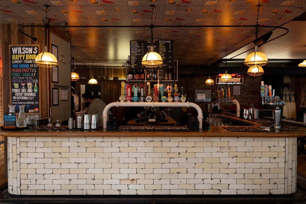 Bar
