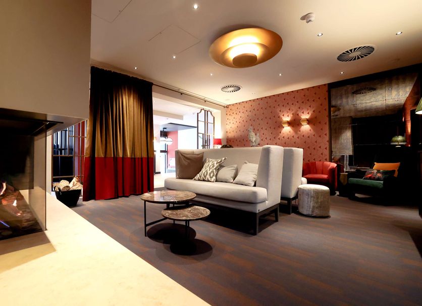 Hall Foto
