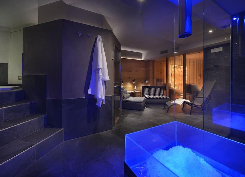 SPA Foto
