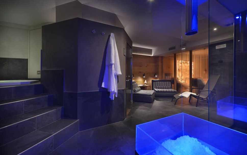 SPA Foto