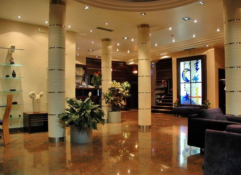 Hall Foto