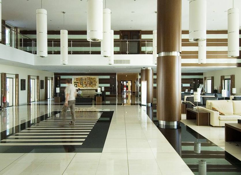 Hall Foto