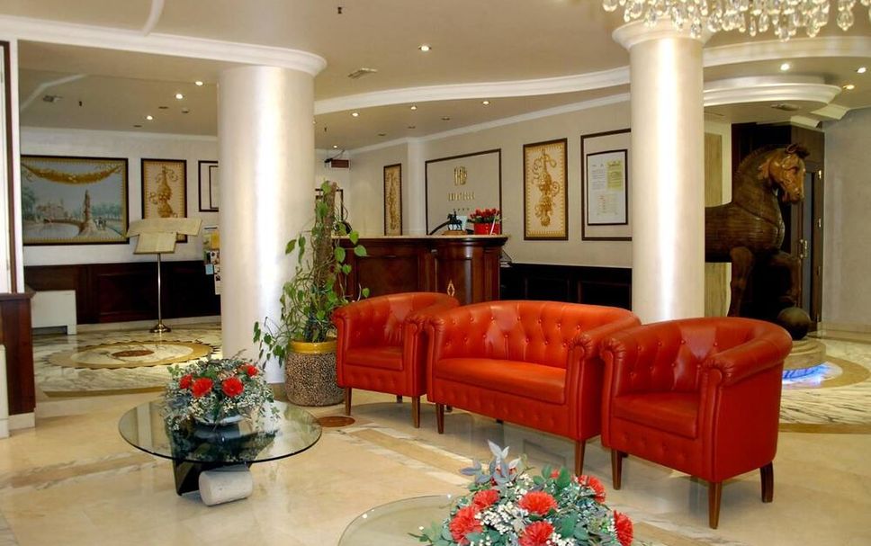 Hall Foto