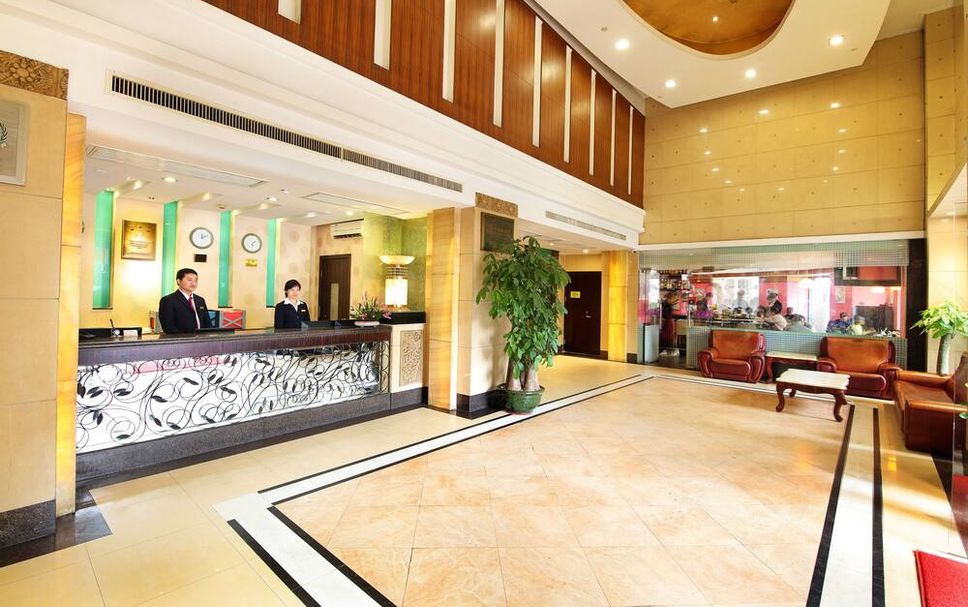 Hall Foto