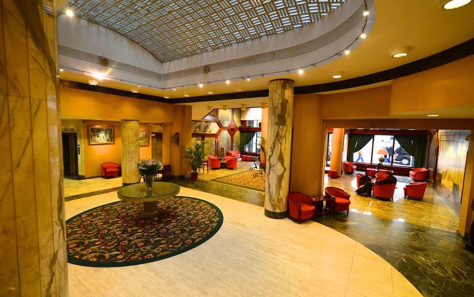 Hall Foto