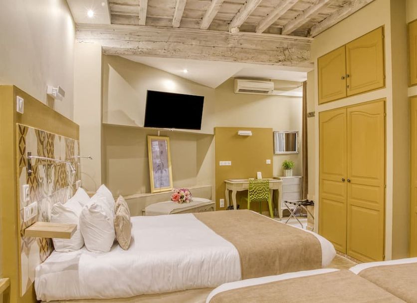 Quarto Foto