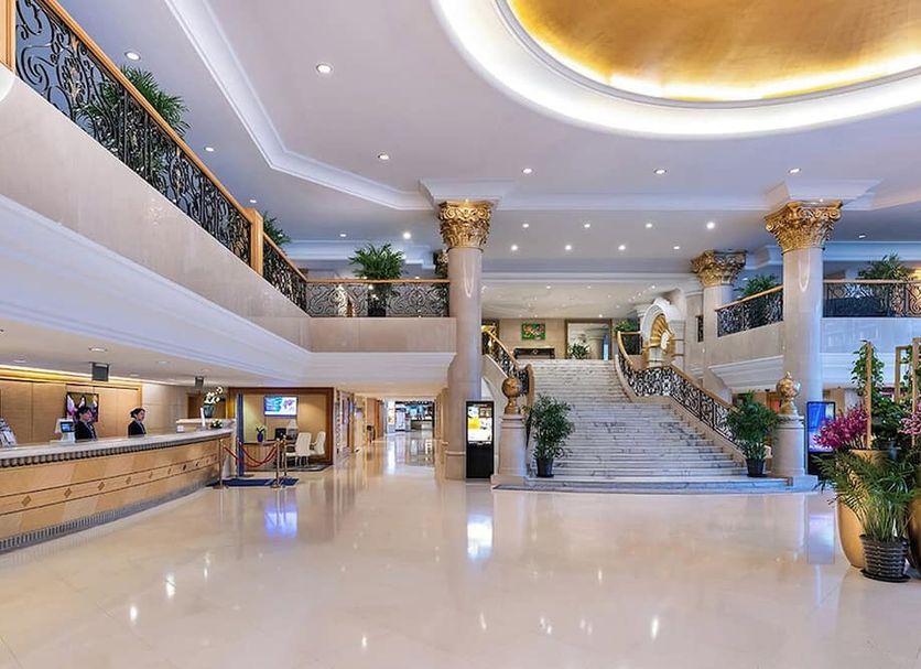 Hall Foto