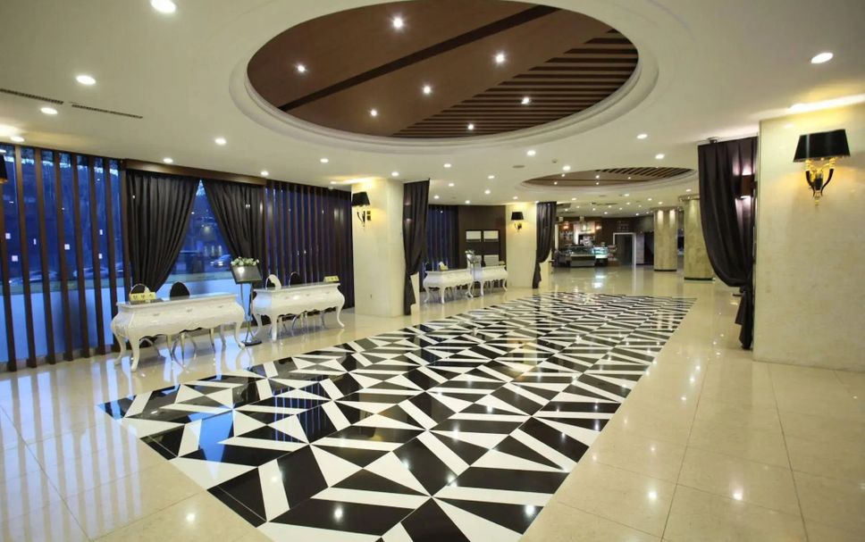 Hall Foto