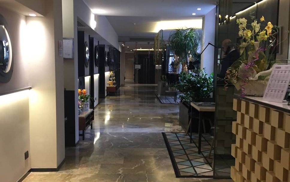 Hall Foto