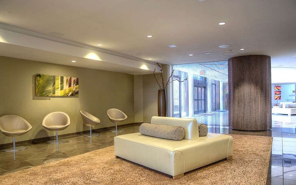 Hall Foto